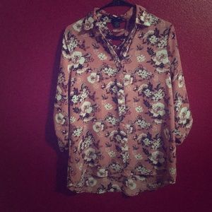 Flower collard t-shirt